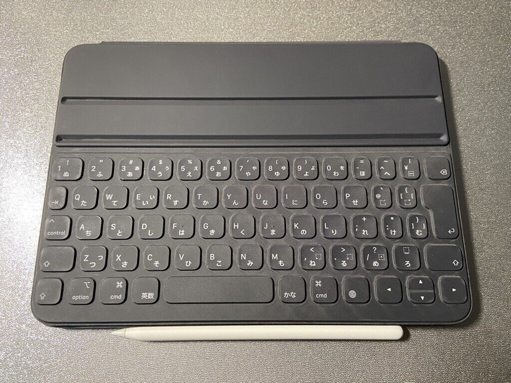 大学生の私がMagic KeyboardではなくSmart Keyboard Folioを選んだ3