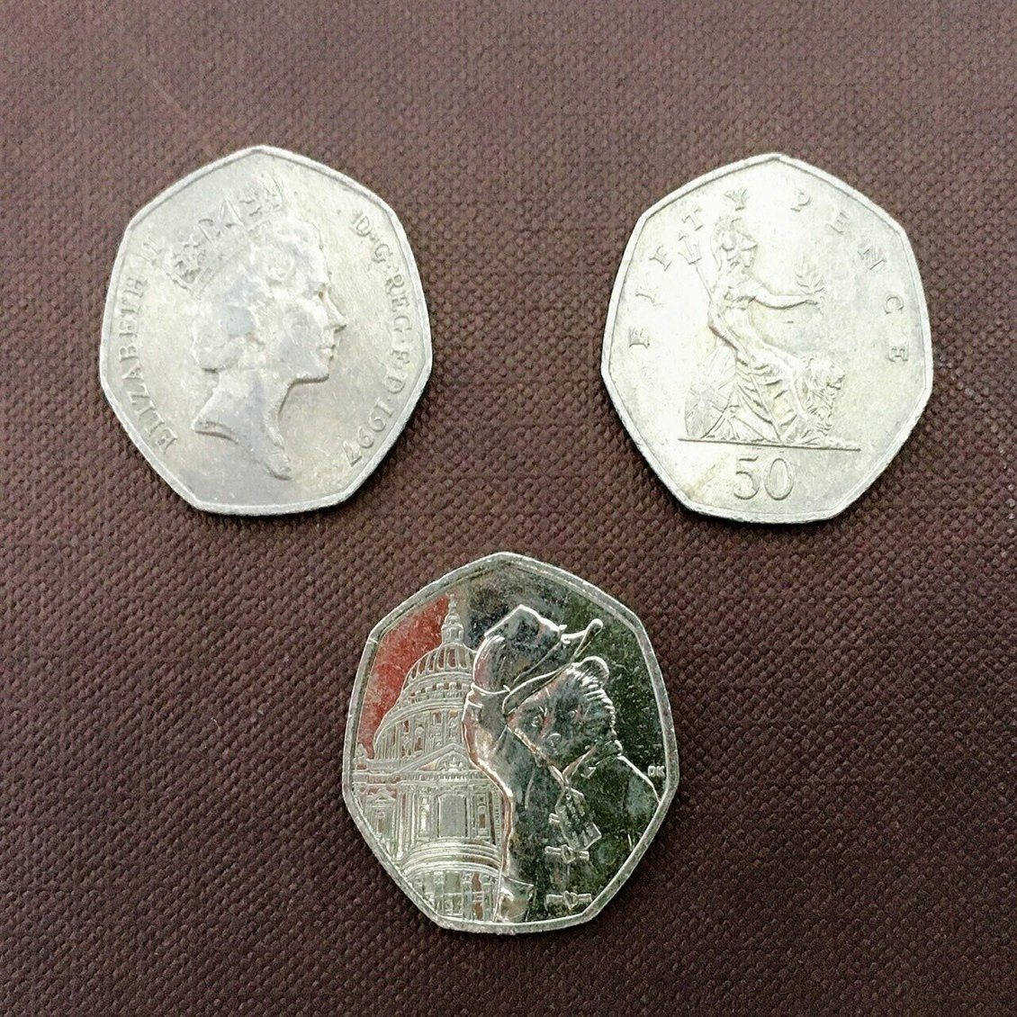 10秒で学ぶ！イギリス英単語フレーズvol.5「1ポンド通貨の俗称