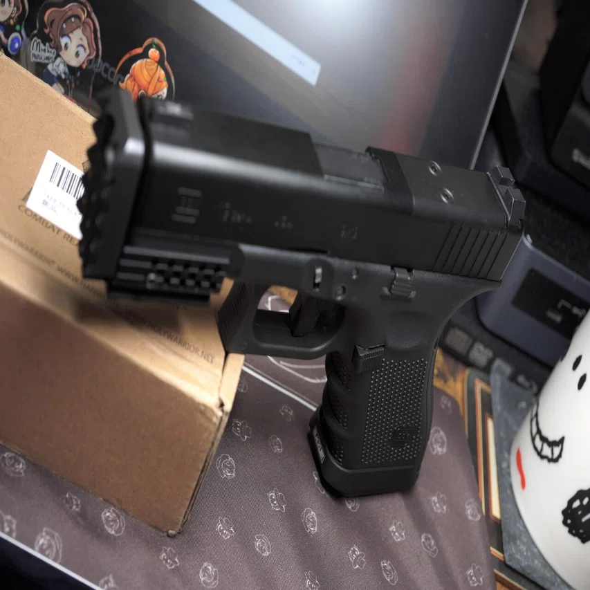 vfc umarex GLOCK19 gen.4 ぴったり合うマグウェル探索の旅｜小武