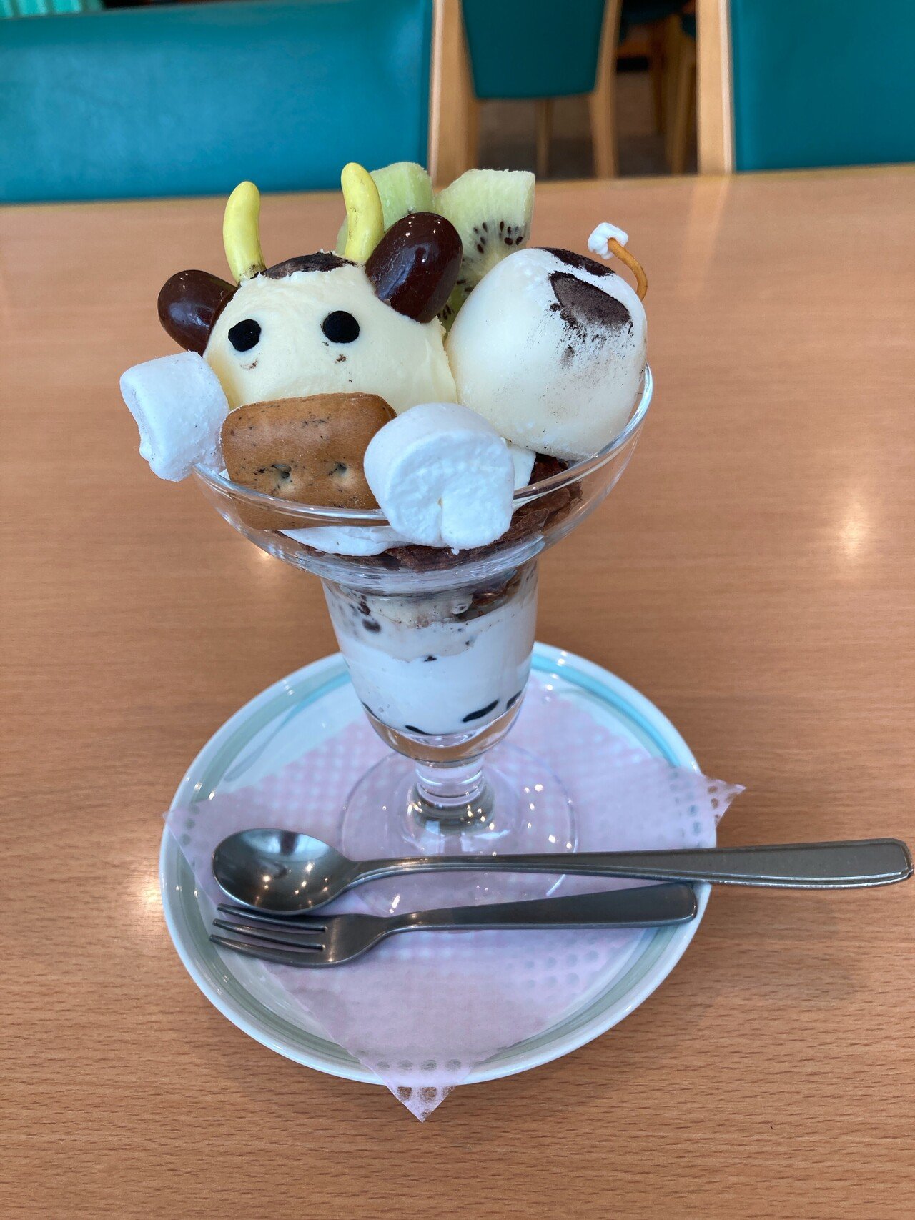 鬼パフェと鬼のまり～ピンクの麻の葉模様を添えて～｜ゆりてまり