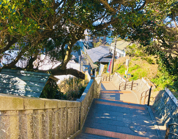 江ノ島「御岩屋道通り」の写真