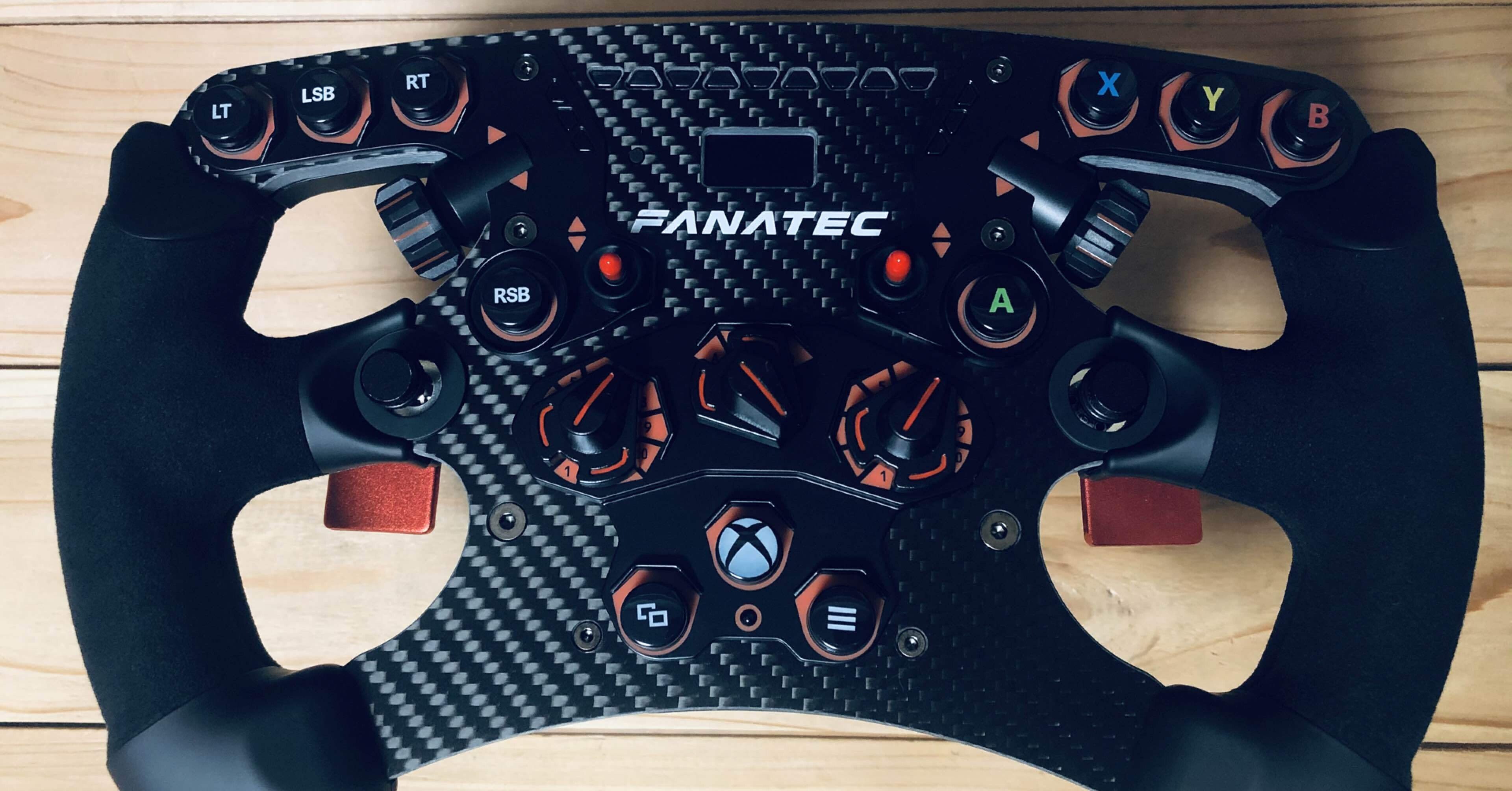 FANATEC Formula V2ホイールから異音が聞こえたのでFANATECのサポート