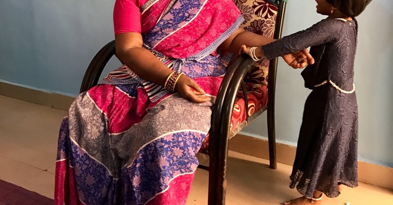 インドの民族衣装 『サリー』は既婚女性が着る服 【旅行記】