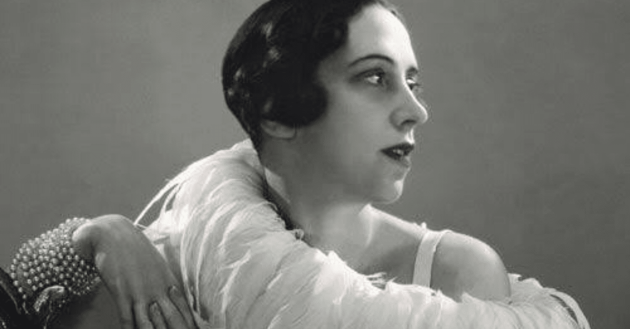 モードの歴史vol.2 ショッキングピンク、ニュールックの誕生 〜モード