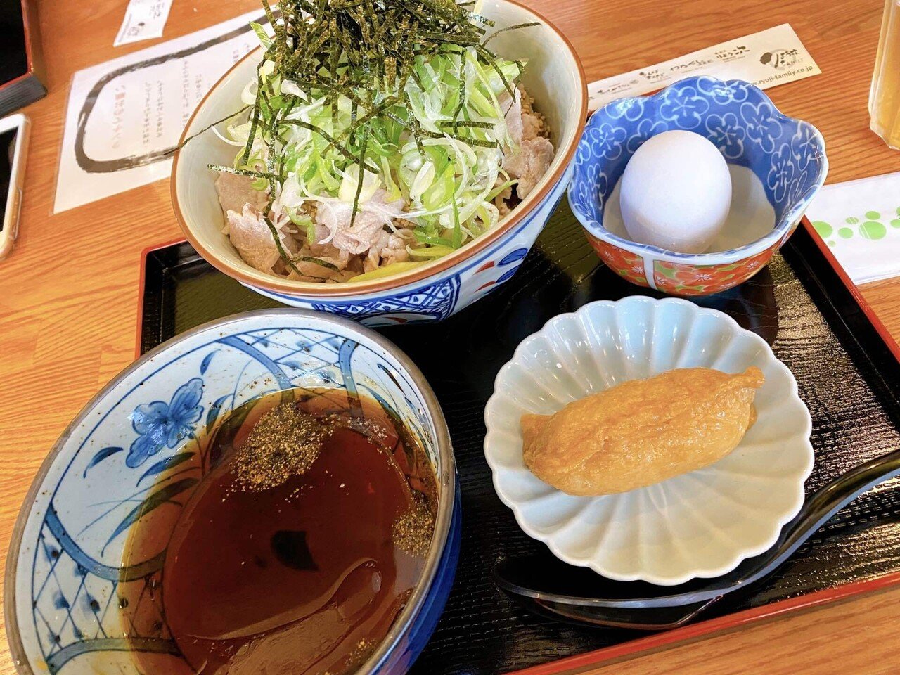 今日のランチは泉崎の わたんじ でお蕎麦 居酒屋時代の わたんじ とは変わって格段にお洒落な店内 たま に蕎麦が食べたくなる時にちょ ど良い環境 お味も美味しゅうございました Stands Okinawa Note 今日のランチは泉崎の わたんじ でお蕎麦 居酒屋時代の わたんじ とは変わって格段にお洒落な店内 たま に蕎麦が食べたくなる時にちょ ど良い環境 お味も美味しゅうございました Stands Okinawa Note