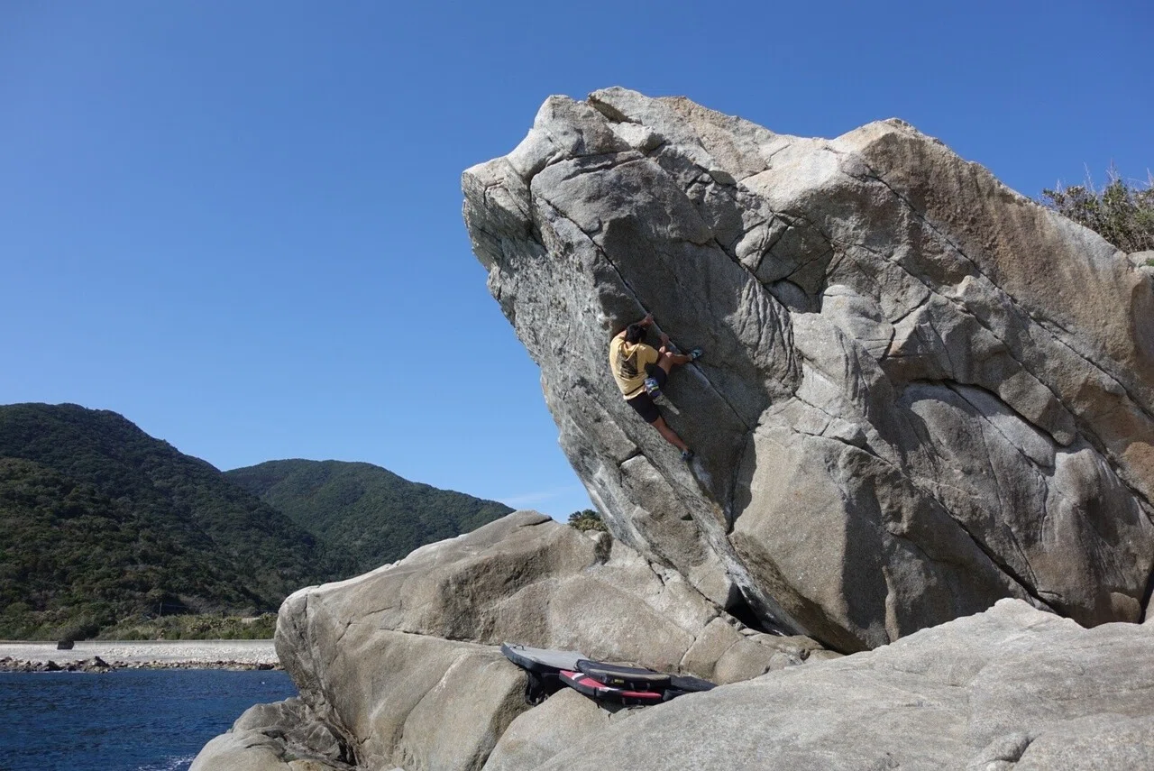 鹿児島の岩場｜awesome_climbing_equipment