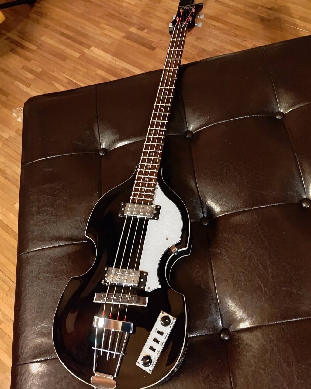 Hofner Ignition Bass Premium Edition 2 - YouTube