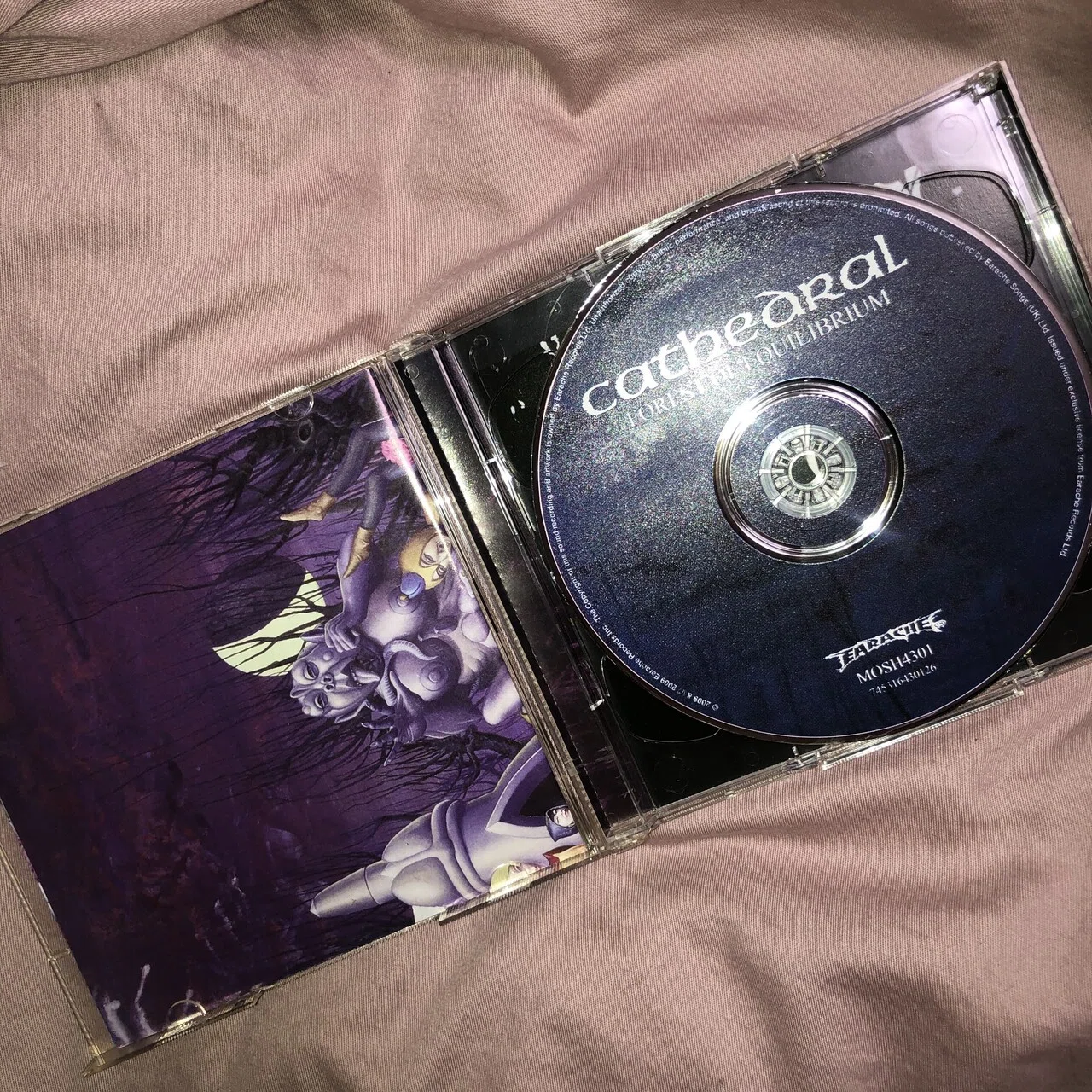 Cathedral の『Forest Of Equilibrium』を聴いてみた編｜内山 結愛