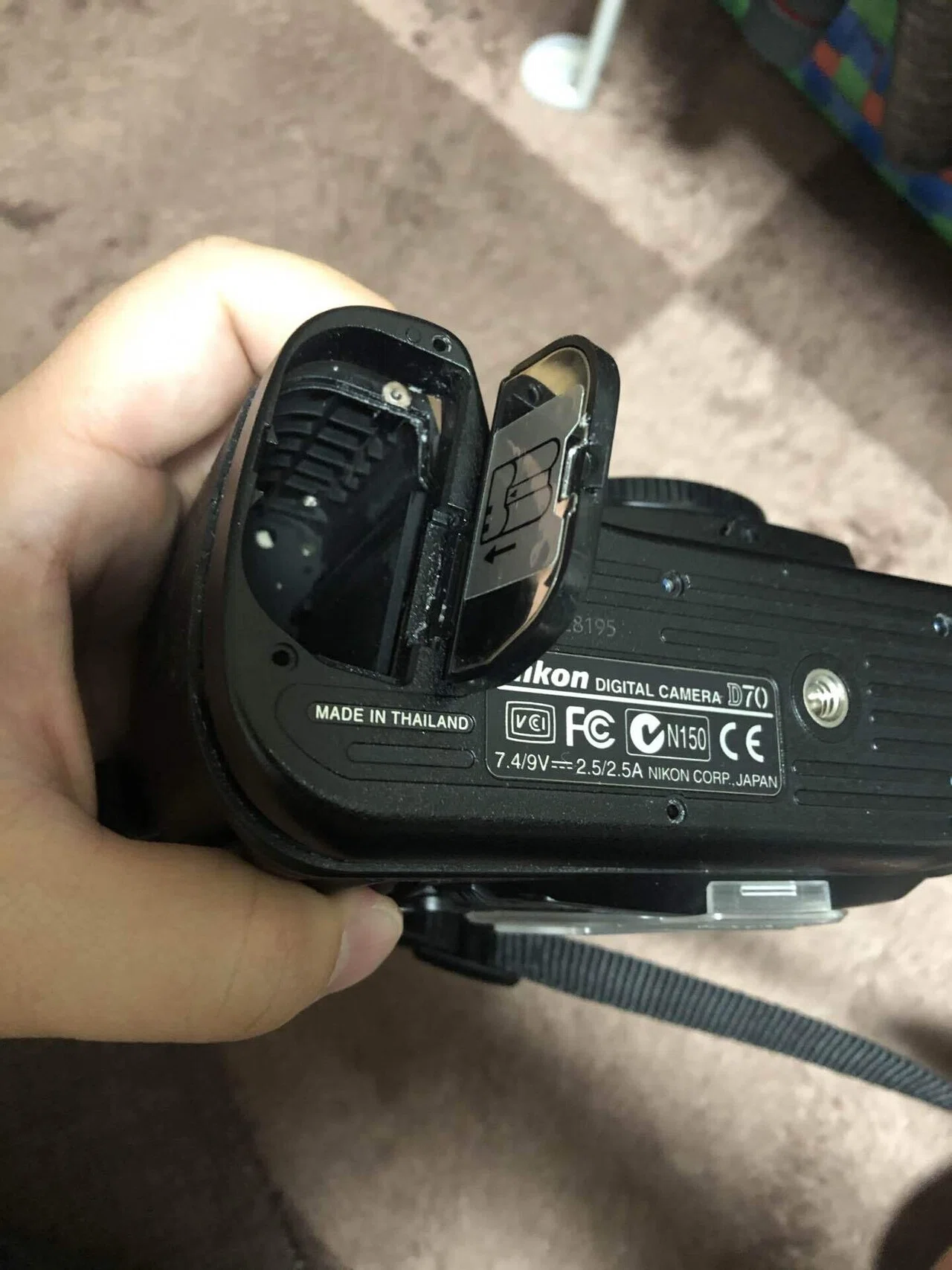 Nikon D70 Err表示 : TOKYO ニコンD70 シャッターが押せず de JA1GGQ 