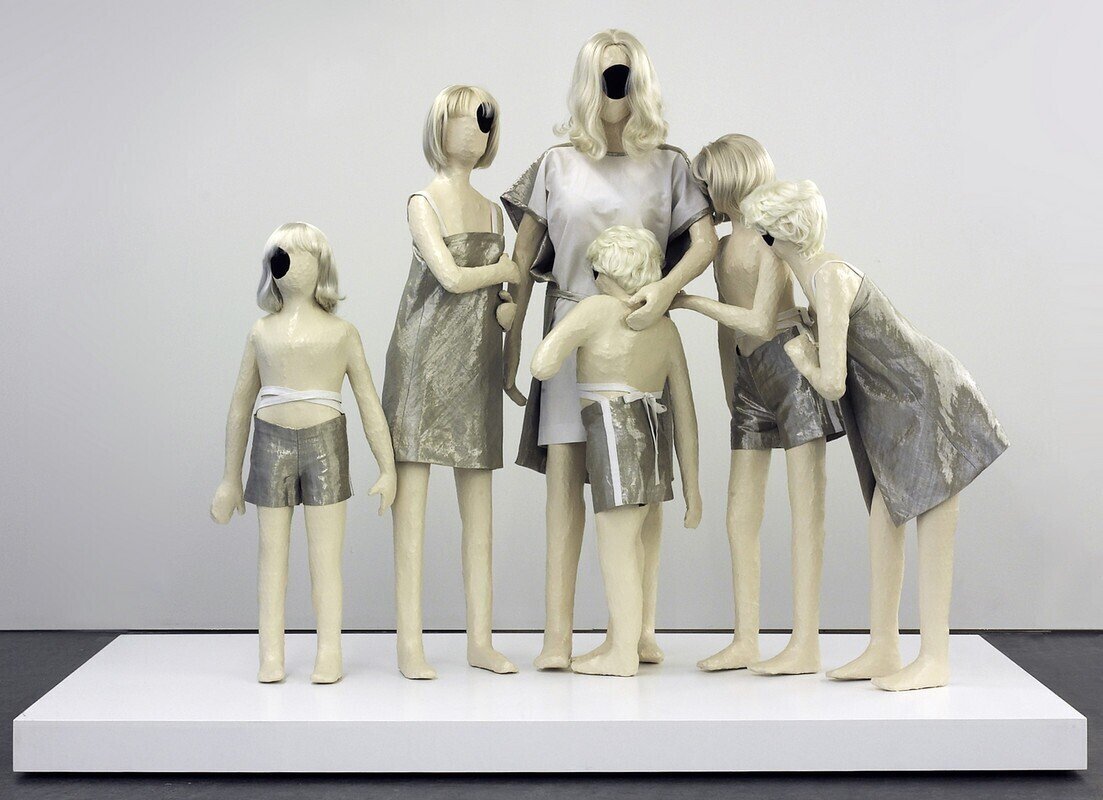 今日のアート）マイ=トゥ・ペレとフェミニズム作品「The Family