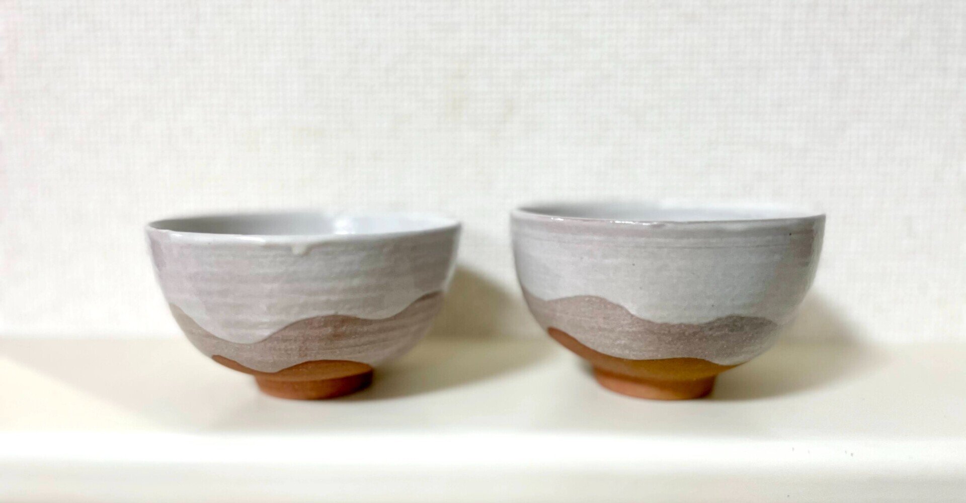 波状模様のベージュ陶器茶碗 no.28 波模様のお茶碗 完成編｜