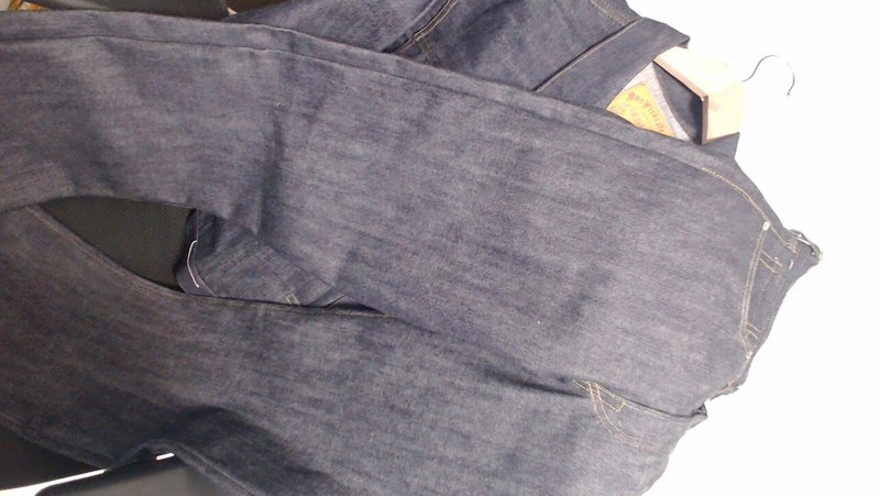 ワンピースオブロックのデニムパンツの経年変化 デニムウエア Note