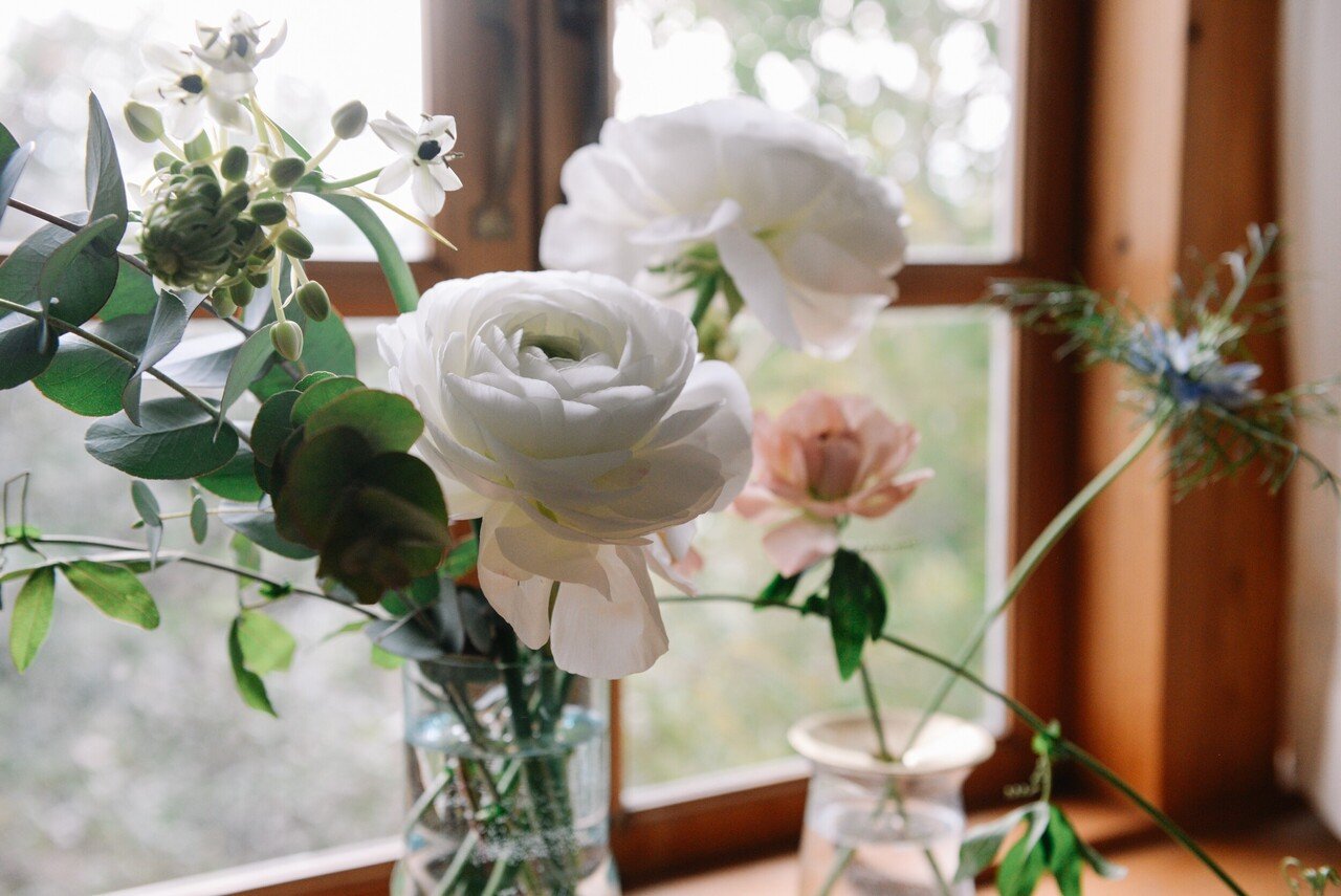 春の花は 冬 に飾るのがおすすめ 人気のラナンキュラスを暮らしにとりいれてみませんか Lifft Note