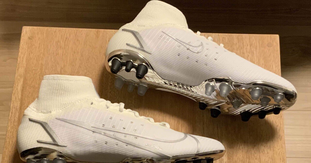 マーキュリアルスーパーフライ8エリート インプレッション マユゲ Note