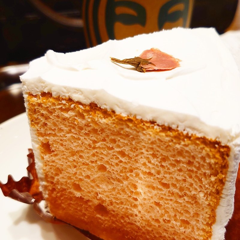 スターバックス さくらシフォンケーキ とま Note