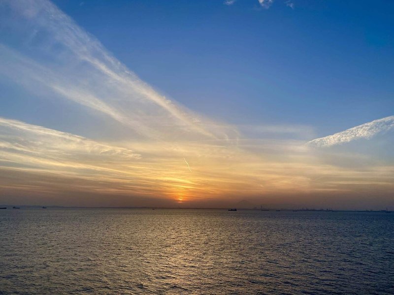 夕日撮影 海ほたるsa S K Note