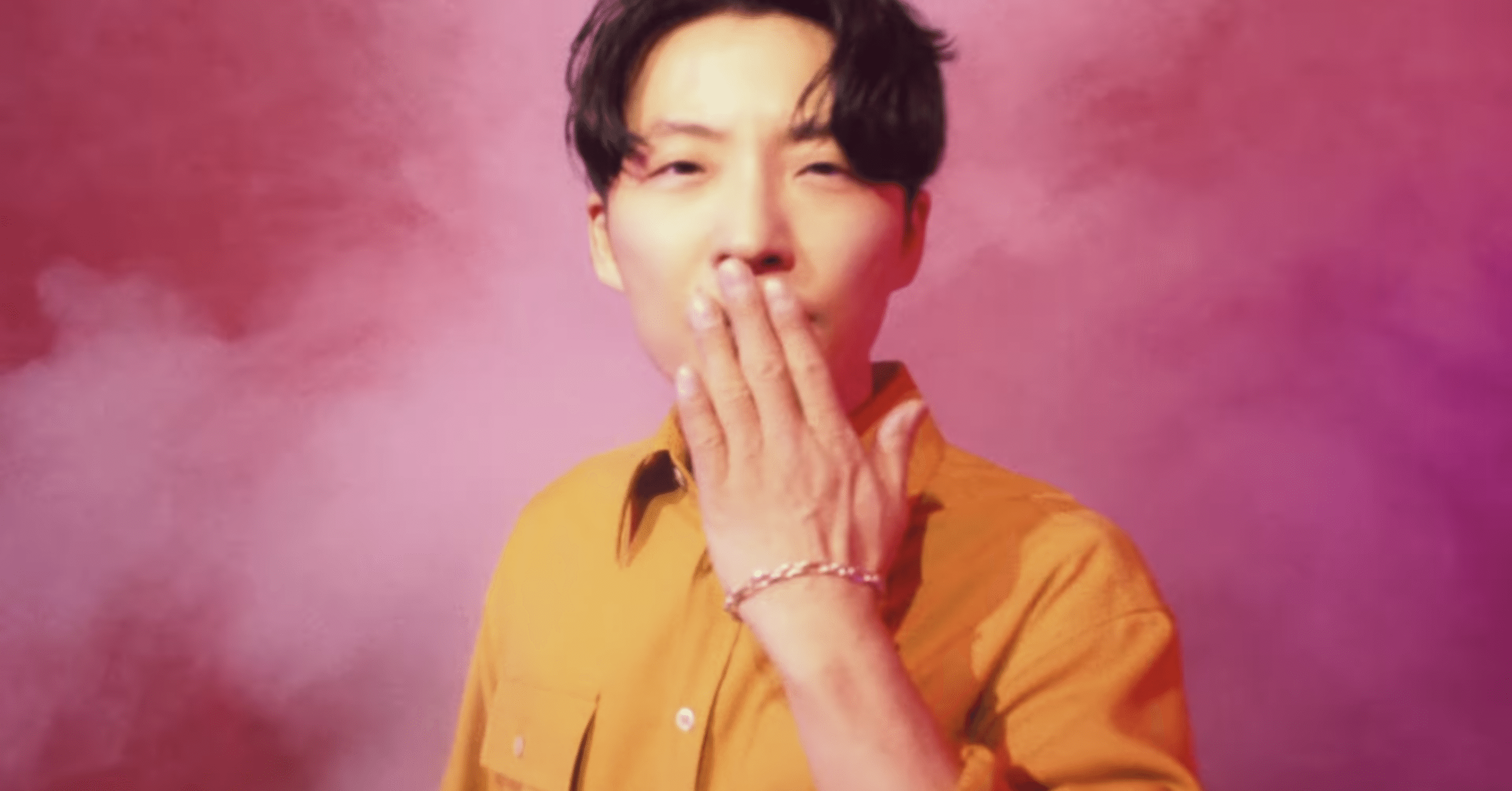 星野源 マリオ 奥山由之 星野源が 創造 する普通と黄色いポップワールド 紅葉 もみじ Note