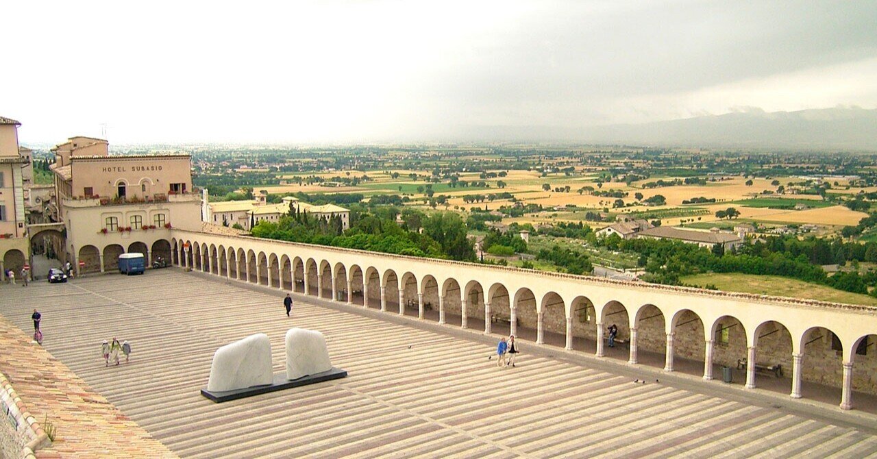 イタリアの安田侃 Vol 3 アッシジのサン フランチェスコ聖堂で個展 Taku Yasuda Note イタリアの安田侃 Vol 3 アッシジのサン フランチェスコ聖堂で個展 Taku Yasuda Note