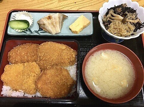 新潟市学校町通り 大衆割烹まつや ヒレカツ丼 たいら Note