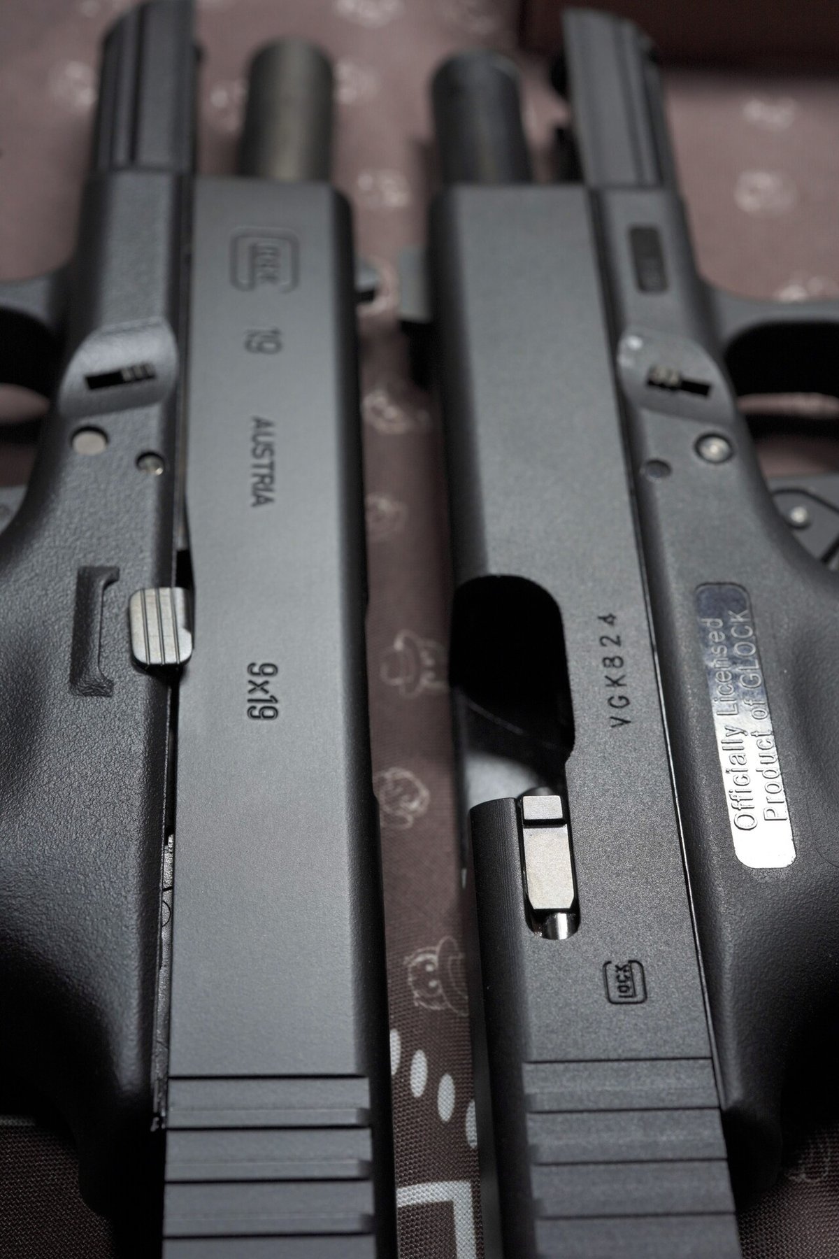 東京マルイGLOCK19 gen.3 & vfc umarex GLOCK19 gen.4 比較して