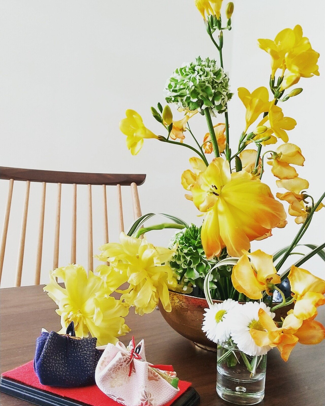 お雛様と黄色いお花たち 暮らしと会話する Note お雛様と黄色いお花たち 暮らしと会話する Note