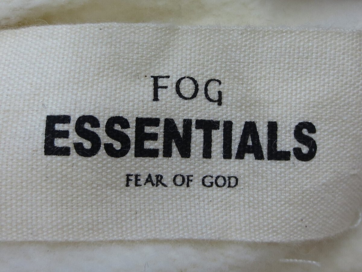 FEAR OF GOD FOG ESSENTIALSフィアオブゴッド エッセンシャルズ