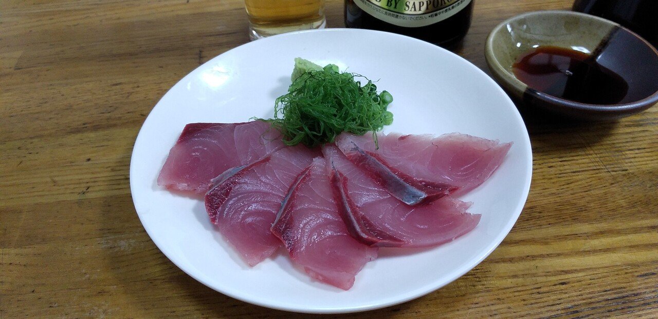 ワラサ Young Yellowtail 東京都中央卸売市場 足立市場内しいはし食堂 刺身馬鹿一代 Sasimi Nerd Life Note