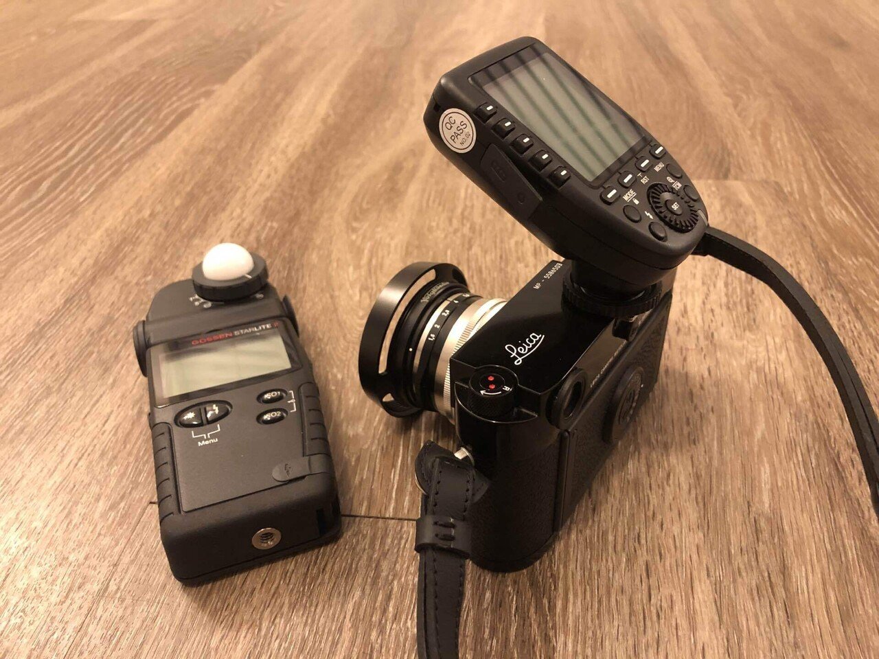 LEICA MP 0.72でワイヤレス多灯ストロボ撮影をトライしてみた LEICA MP 0.72でワイヤレス多灯ストロボ撮影をトライしてみた