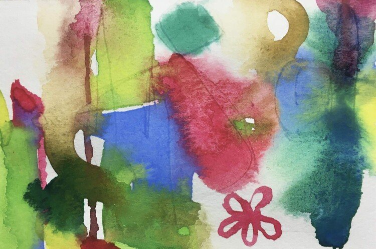 久しぶりに描きました。先日いただいた絵の具で。もともと白が混ざっている色があり、今日の私には「白緑」「白群」が魅惑的でした。これらの色とシンプルな色を組み合わせたくて。下絵には、今の気持ちを鉛筆で描いて、絵の具のにじみを楽しみました。女の子が座っているように見えてきたので、ひな祭りも近いなぁと思って、赤い色でお花を入れました。すると、ほっとした感じに。今日のお休みはこんなふうに静かに過ごしたいな。画題『お休みの日はこんなふうに過ごしたいの絵』