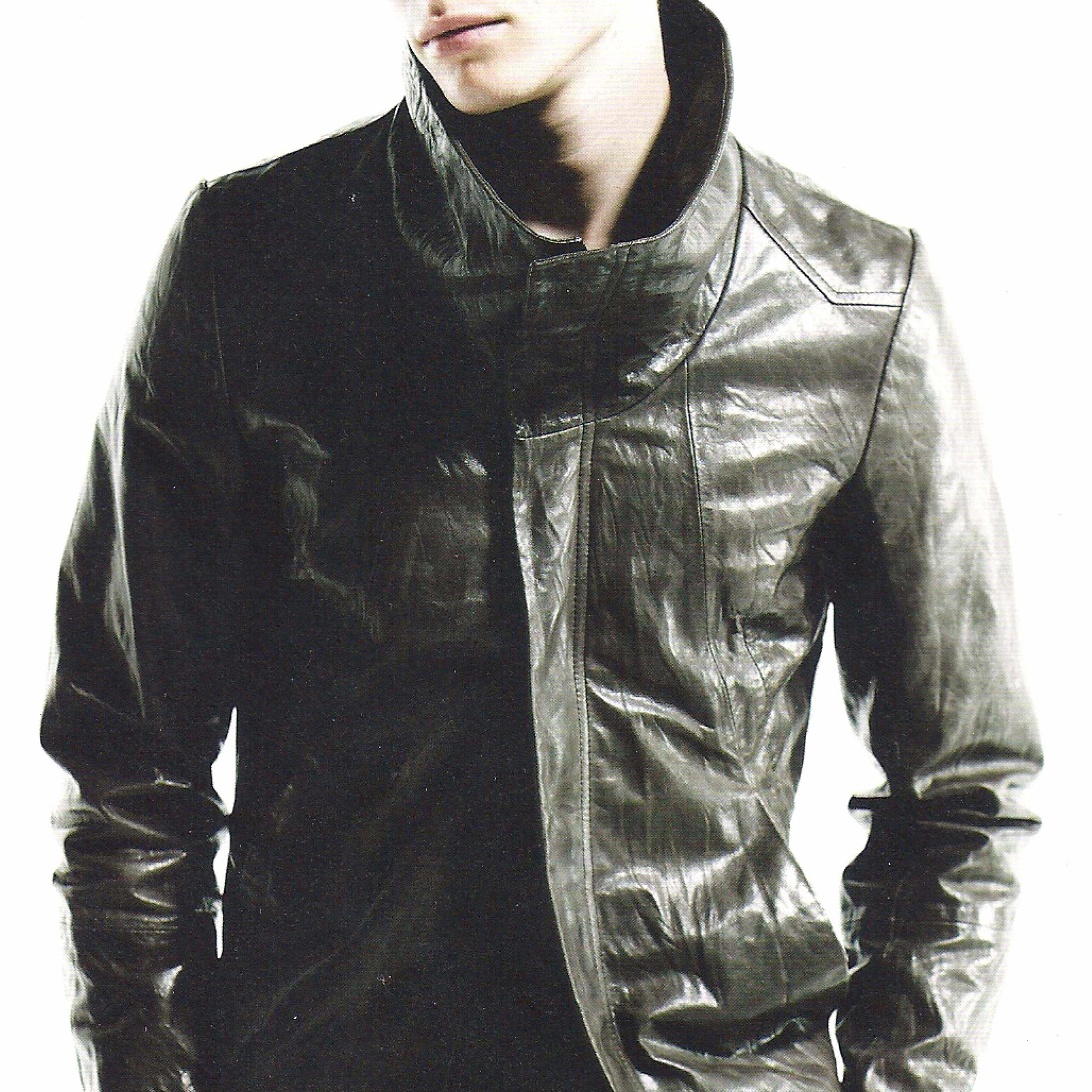 スズマサタケル