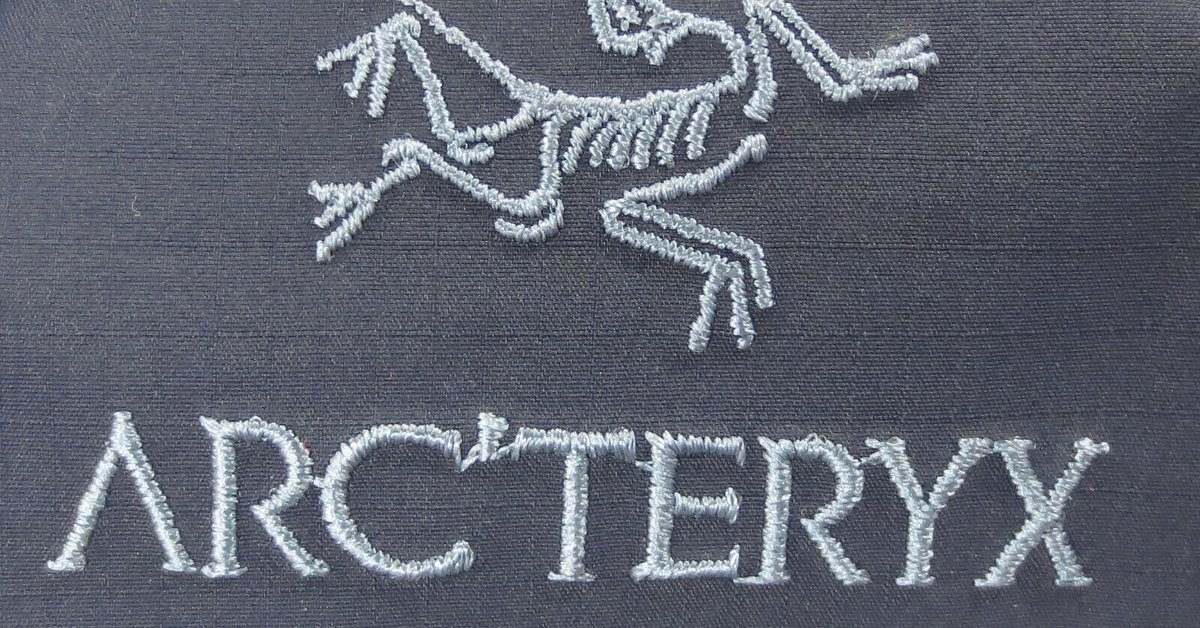 【タグ付き】ARC'TERYX Reave Hoody 刺繍 アークテリクスのフェイク・偽物のタグ・刺繍 写真になります