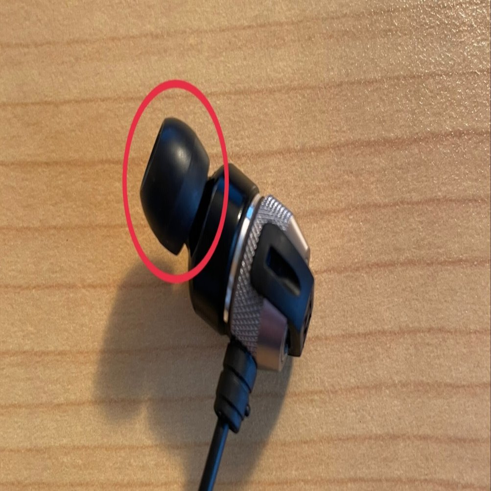 イヤーピースの付け方紹介 Um Note