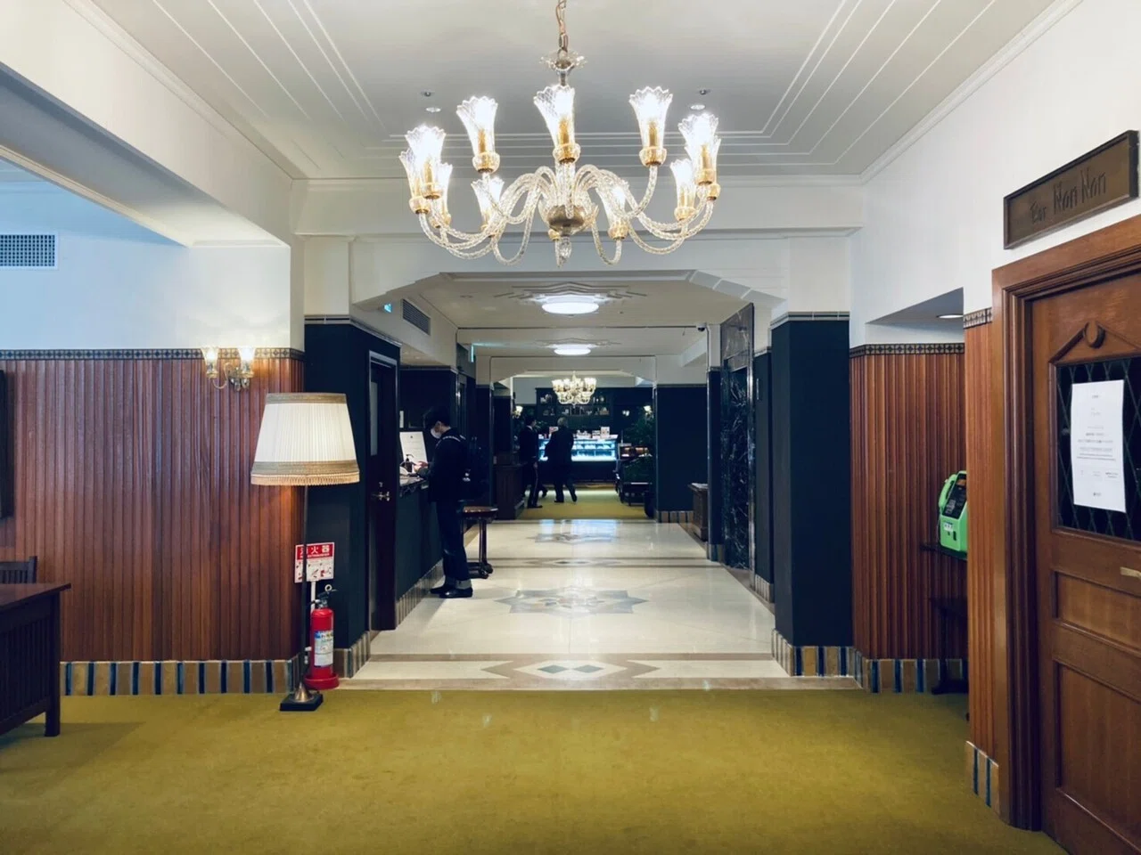 山の上ホテル HILLTOP HOTEL｜ぼん | こもる
