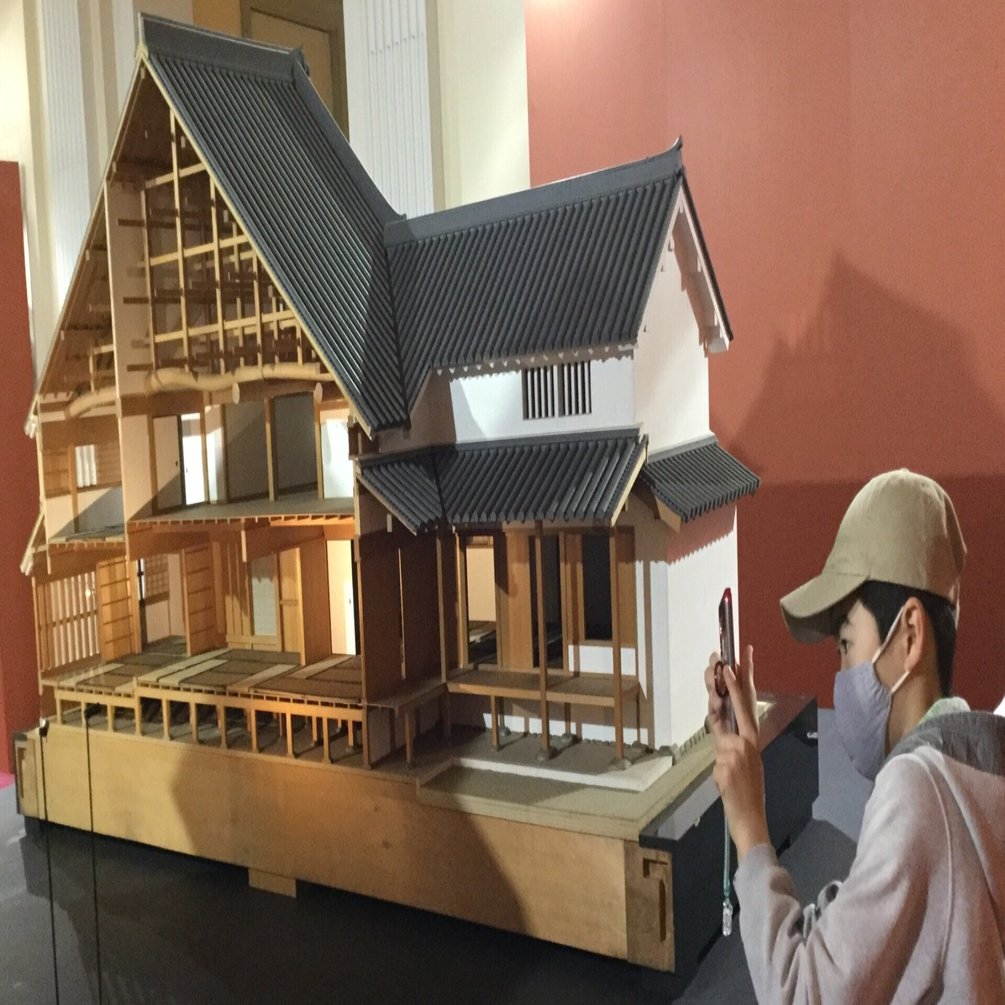 宮大工作成　家　お社　建物　建具 宮大工さんと同行 | 社長コラム | 三友工務店