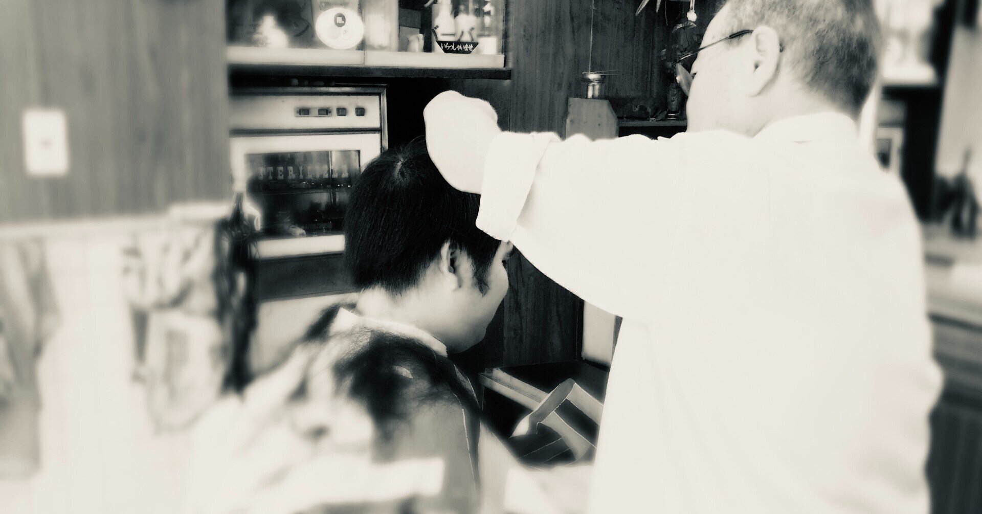 暇林檎　理容　サインポール　開業　買い替え　インテリア LEDサインポール インテリア デザイン barber 理容室 理容店