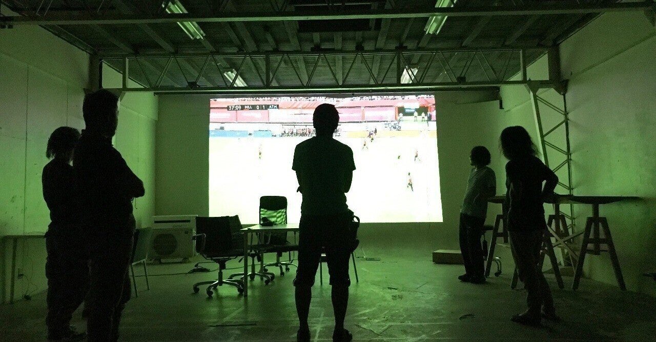 APEMAN プロジェクター 7500ルーメン 1920×1080Pリアル 買ってよかった