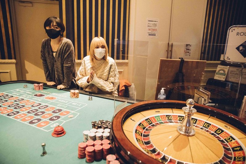 カジノでヒリヒリざわざわしたい Chelmico連載 キスがピーク Tv Bros テレビブロス Note