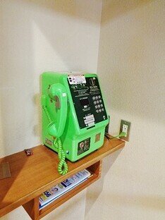 あなたは公衆電話を使っていますか？｜西脇健三郎（ニーケン）