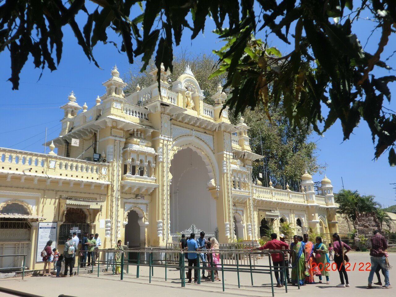 16 南インドマイソール 王宮でマイソール王国の栄華に身をひたす 中岳ケンジ Note 16 南インドマイソール 王宮でマイソール王国の栄華に身をひたす 中岳ケンジ Note