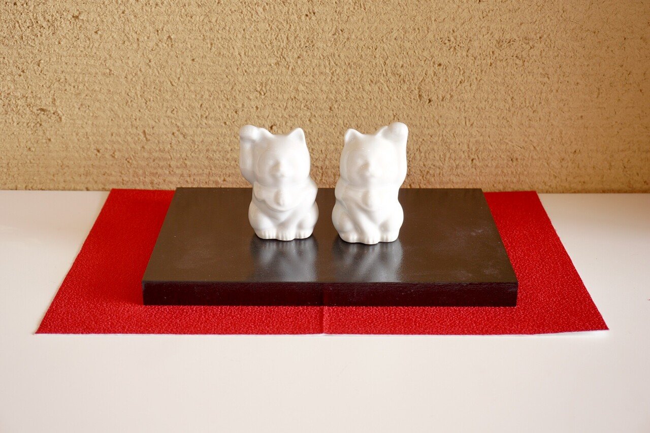 九谷焼 猫の置物 希少作家一点物 九谷焼 猫の置物 希少作家一点物 九谷焼 猫の置物 希少作家一点物