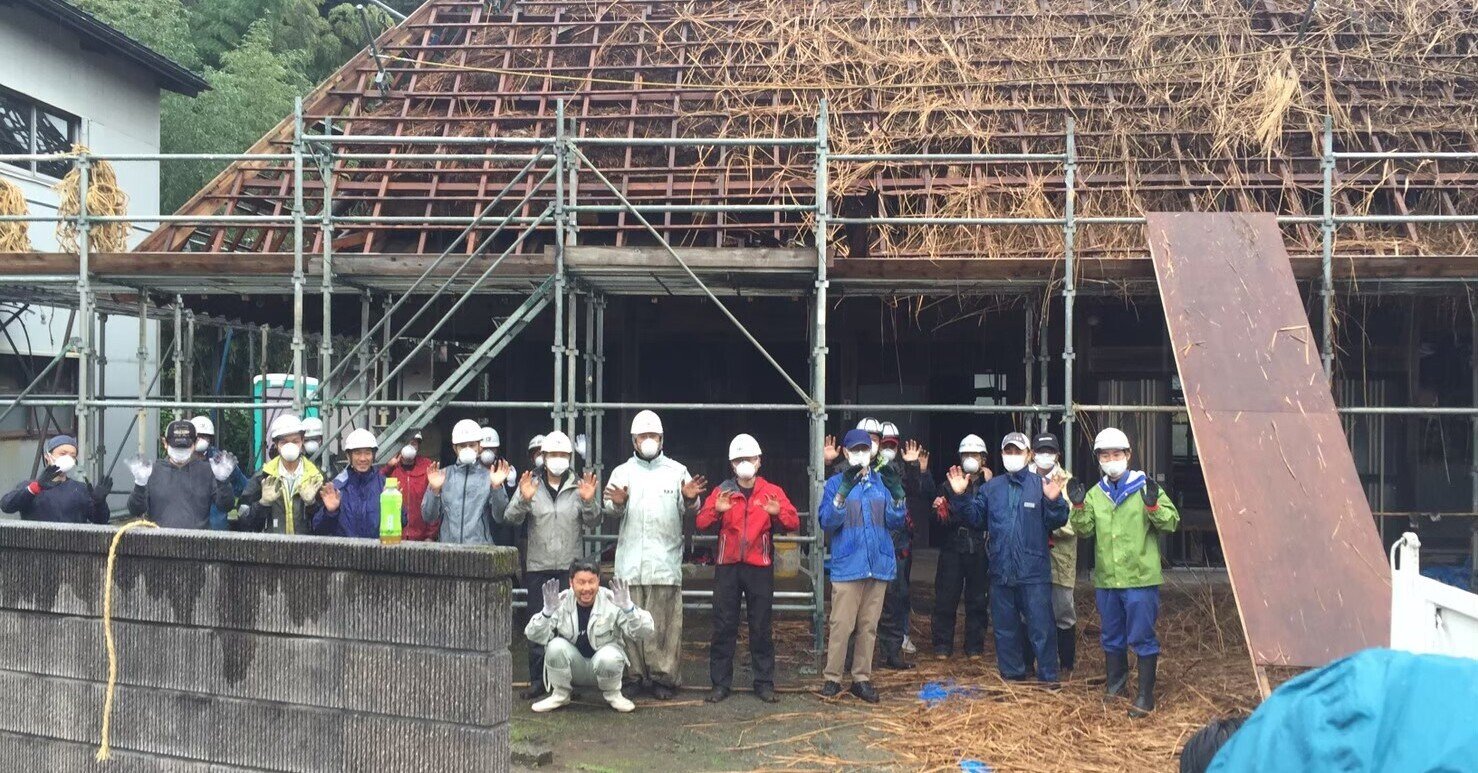 昭和初期の藁葺屋根の古民家より取り外した屋内ヒューズボックス＆配線止め希少品