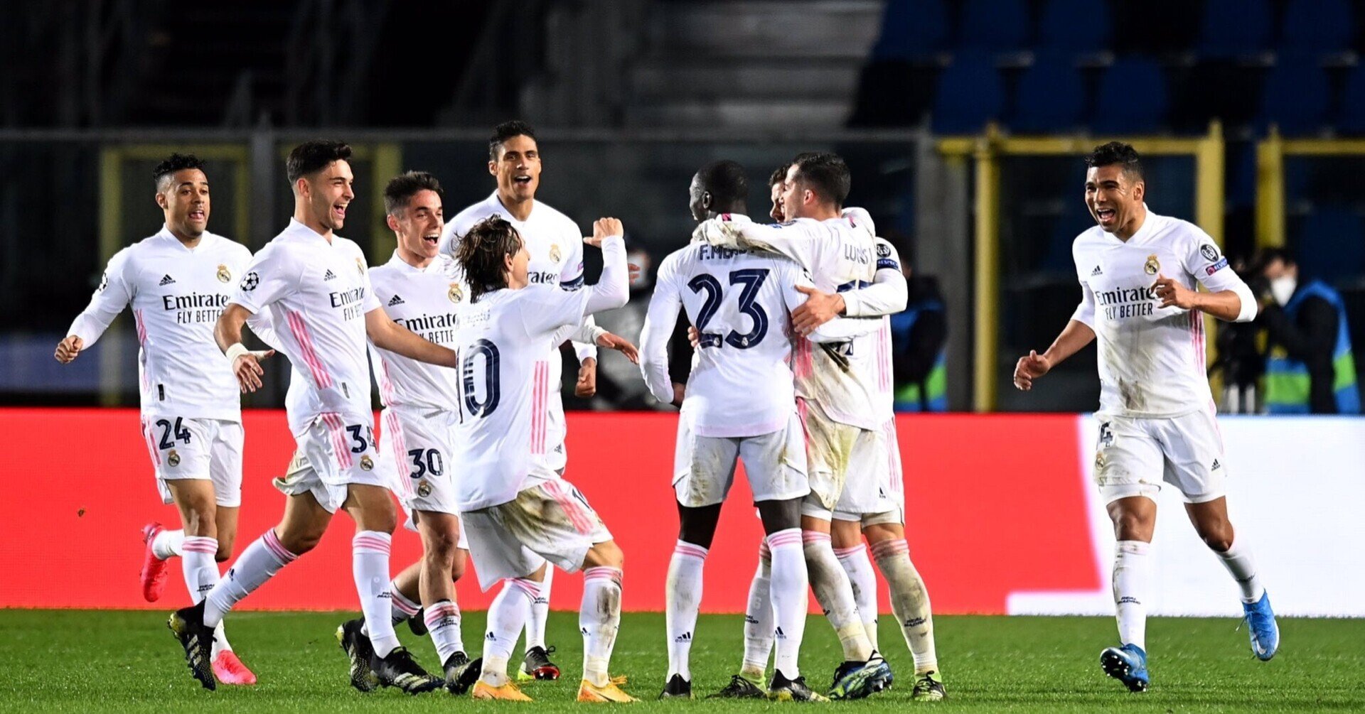 レアル・マドリード レアル・マドリーMF久保建英が『エックス19』の新色を着用、詳細に迫る