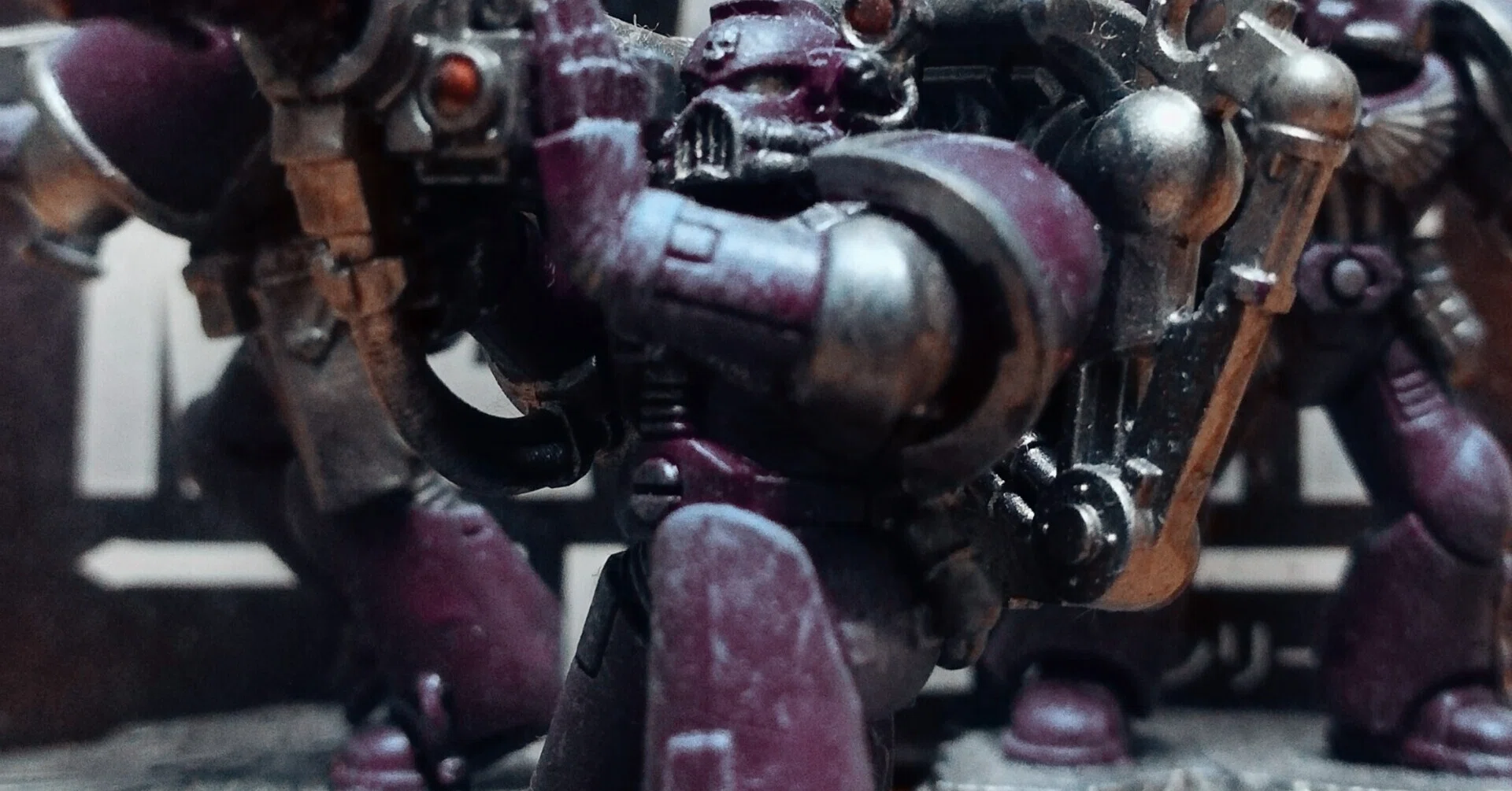 マジック：ザ・ギャザリングとウォーハンマー40kがコラボらしいので