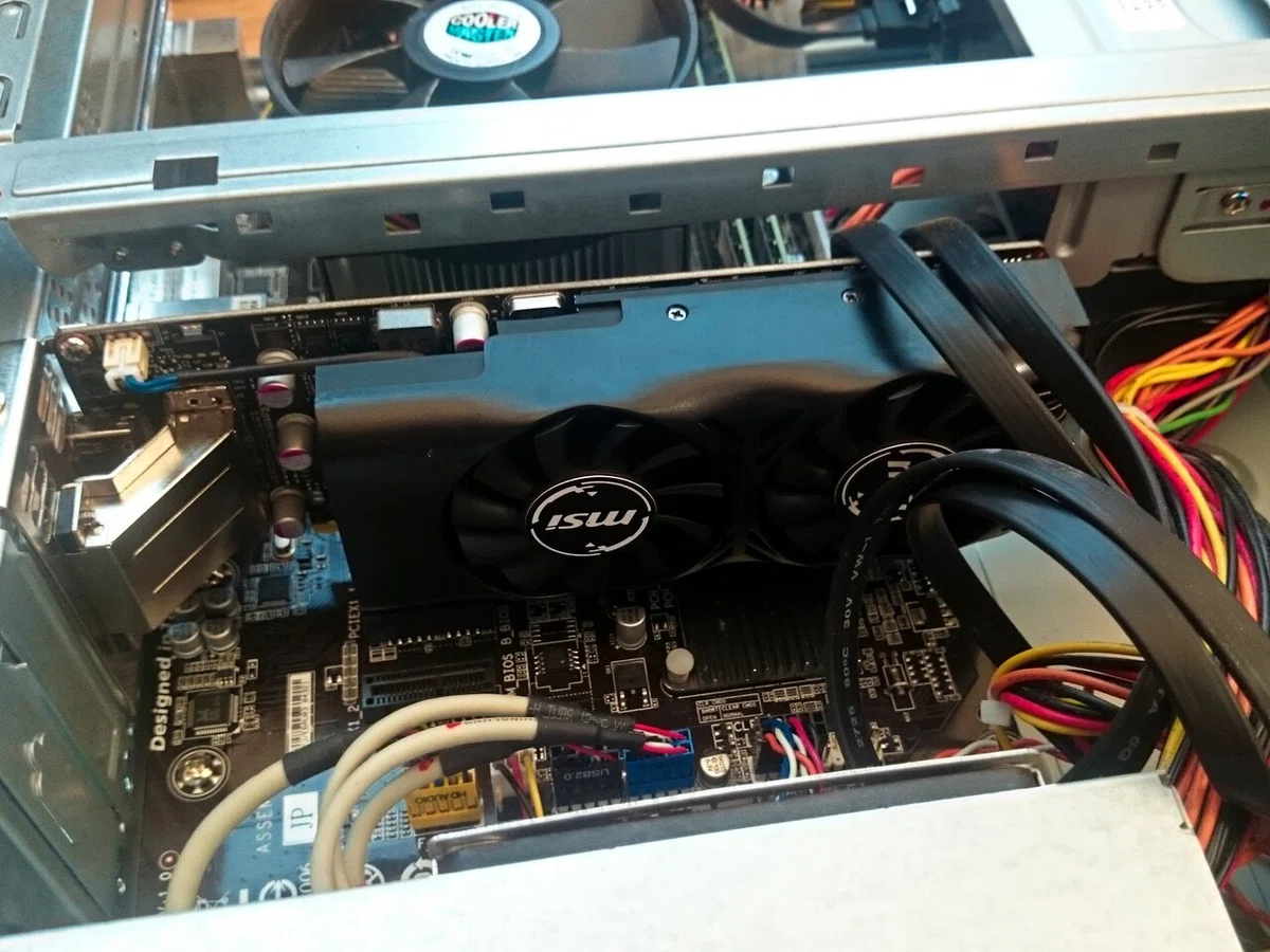 自作pc 手渡しのみ(場所指定あり)