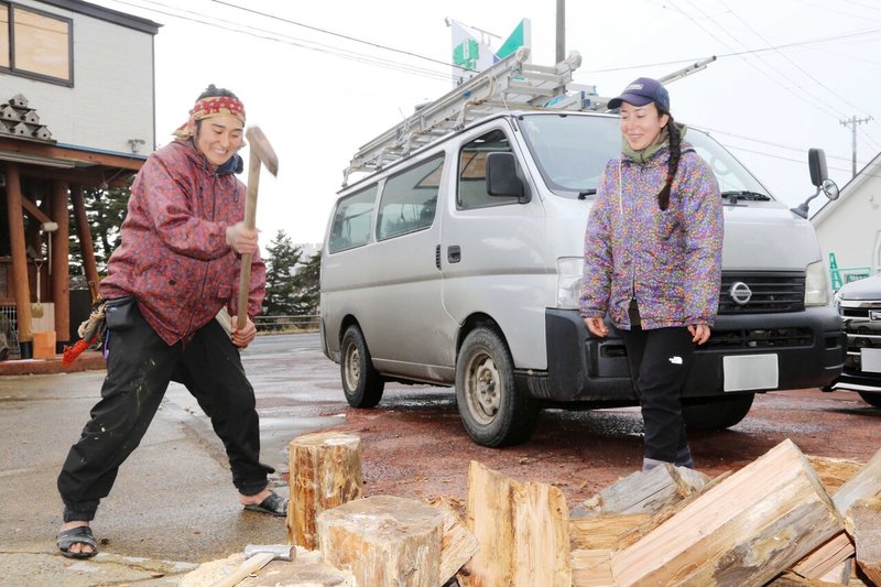 世界一周の山田・山崎夫妻 牡鹿観光で一宿一飯の恩義 (8)