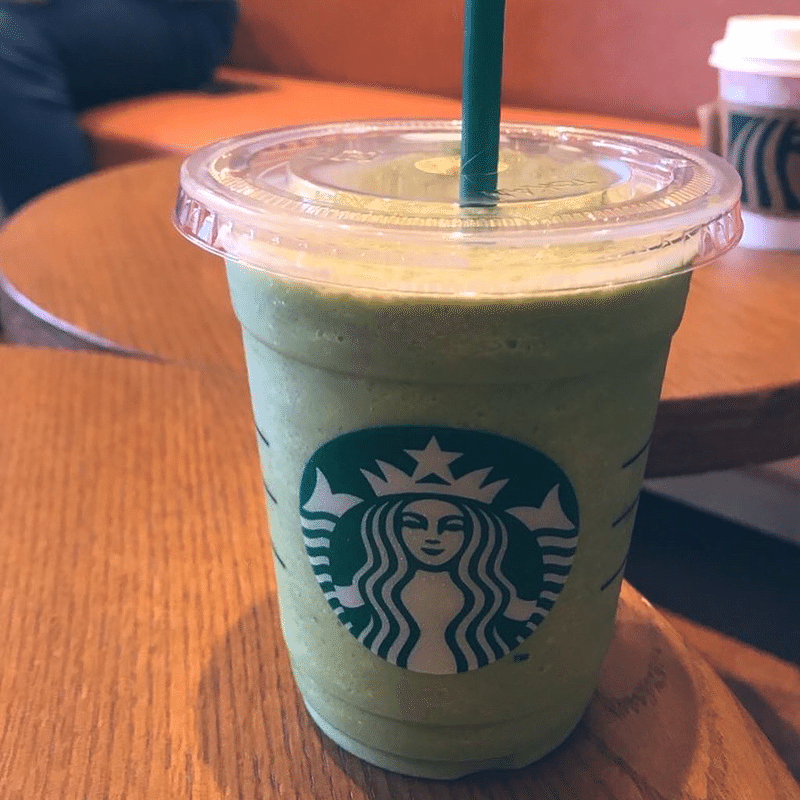 アメリカで流行ってるスタバのカスタム 月のラテ Oliver Works Note