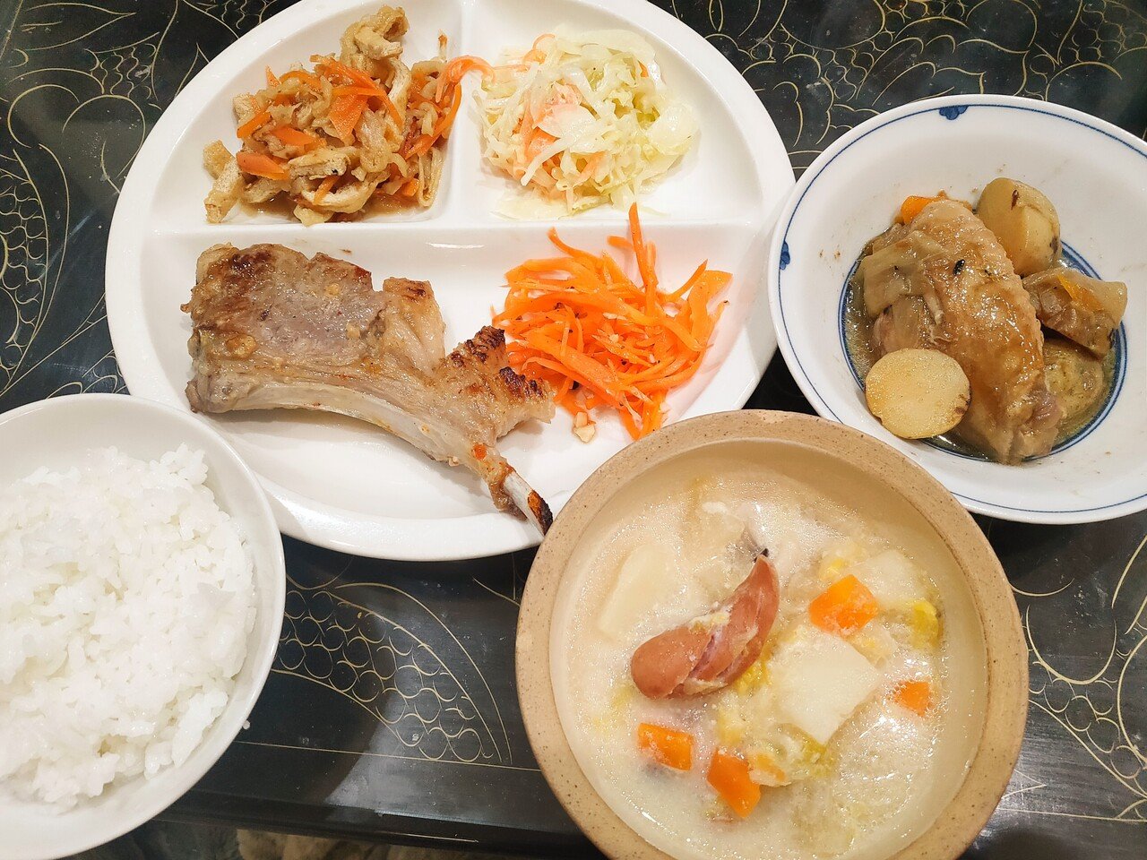 今日も実家でご飯を頂きます とても幸せ 感謝です 父の好きなラム ほんとにありがとうございます Tsura Ro Note