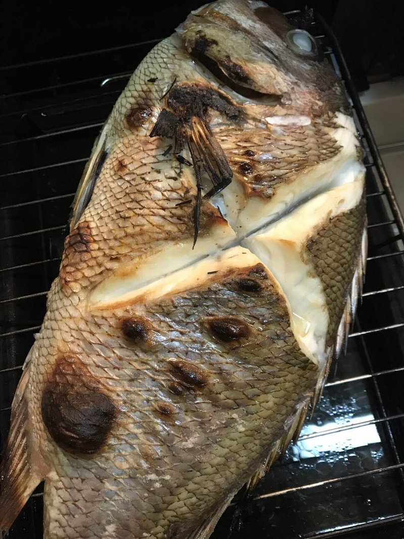 簡単 鯛の塩焼き 鯛は刺身も塩焼きも煮つけもおいしい どすこいお父さん Note