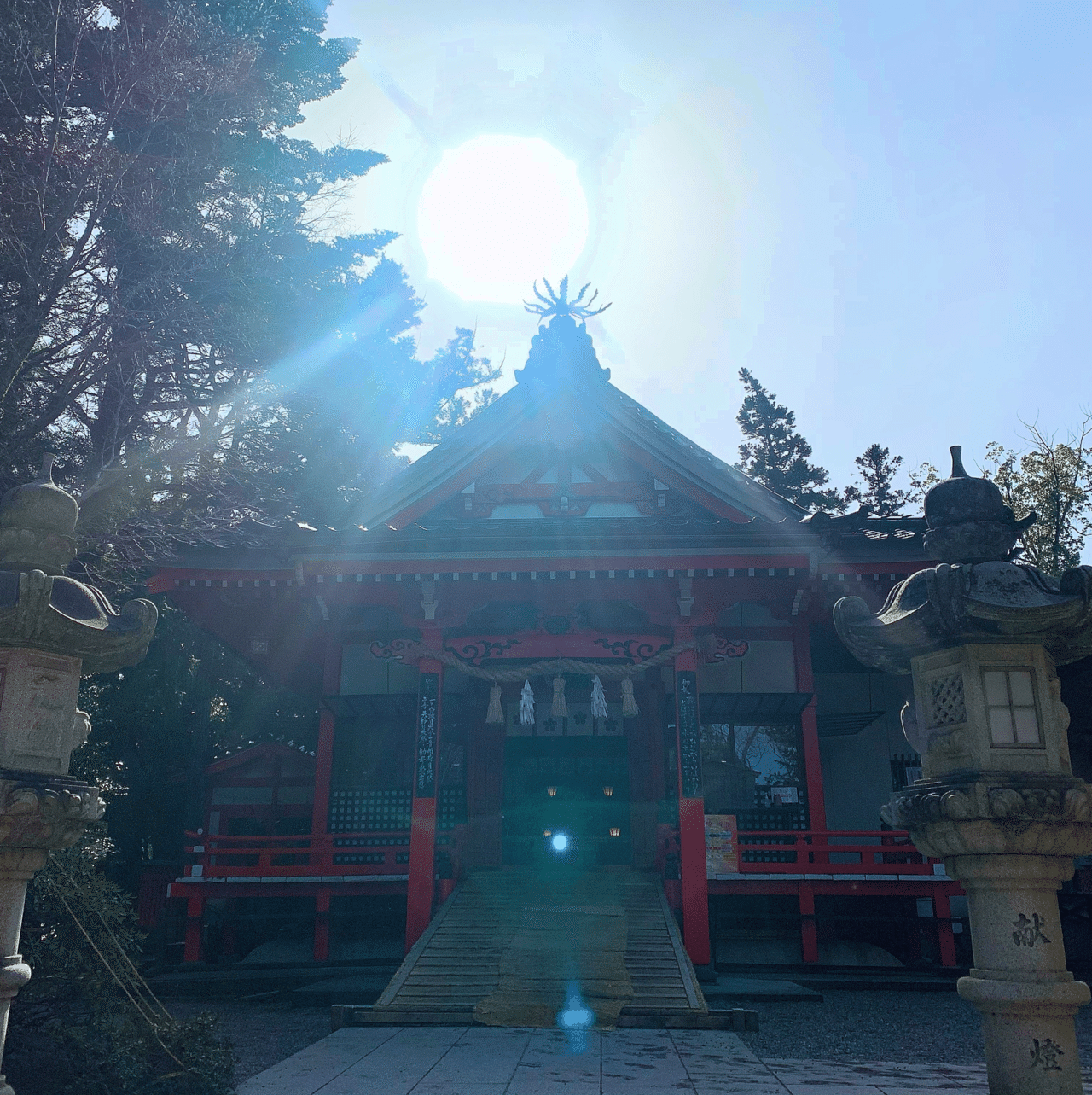 ついたちのお参りに行ってきました 金澤神社さんにはデザインの神様の白蛇さんと氏神さまの牡牛さまもいます お願いなんてバチが当たることはしない 今日も 大好きなデザインができることに感謝 お仕 Eri Atelier Note