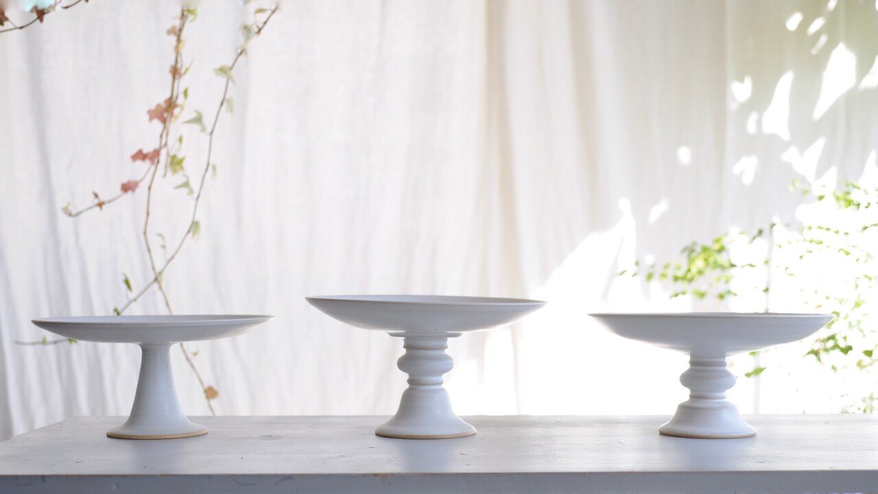 直井真奈美さんの器｜almost white